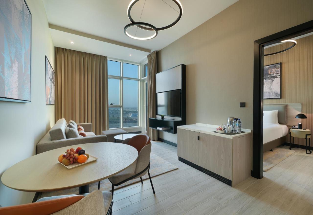 Damac Hills 2 Hotel, An Edge By Rotana Hotel Dubai Esterno foto