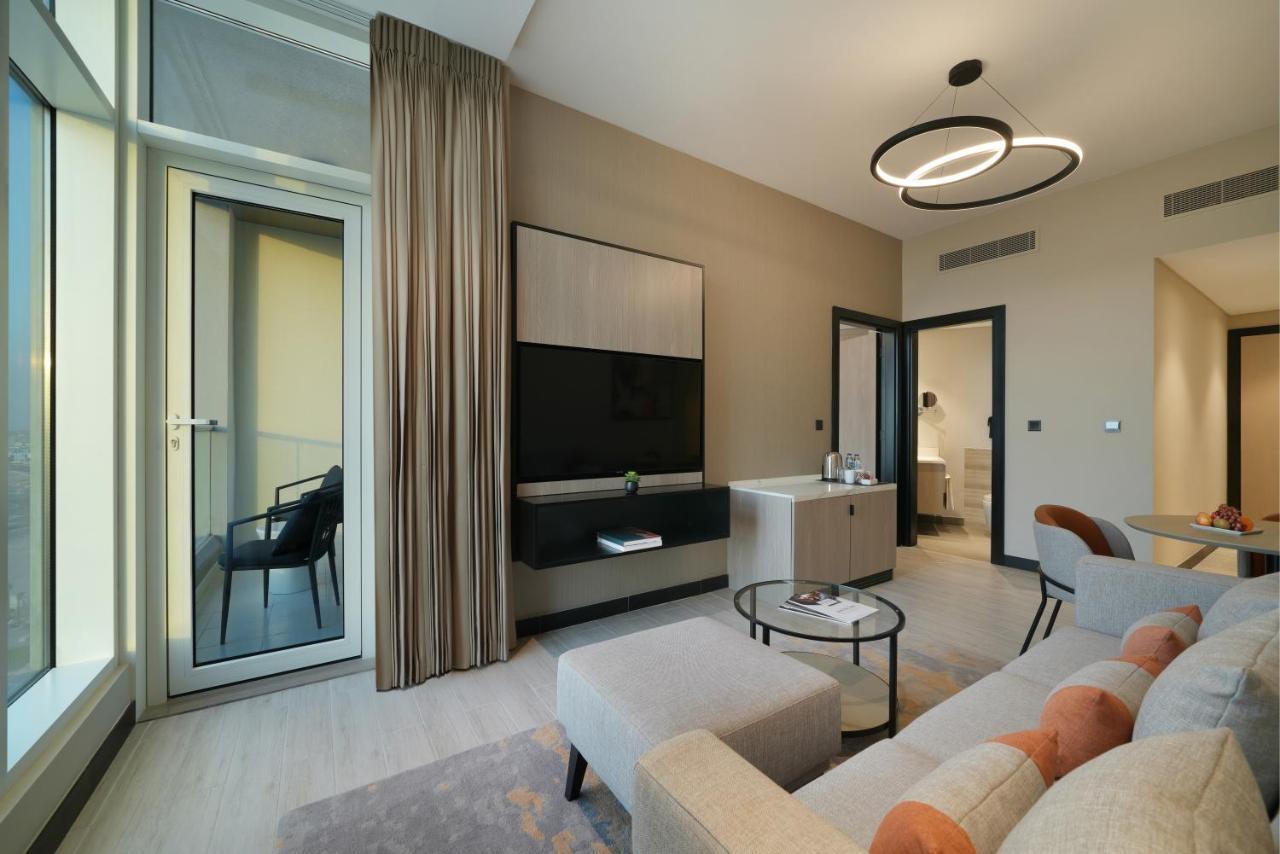 Damac Hills 2 Hotel, An Edge By Rotana Hotel Dubai Esterno foto