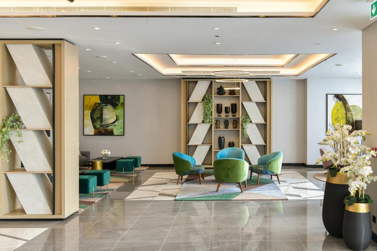 Damac Hills 2 Hotel, An Edge By Rotana Hotel Dubai Esterno foto